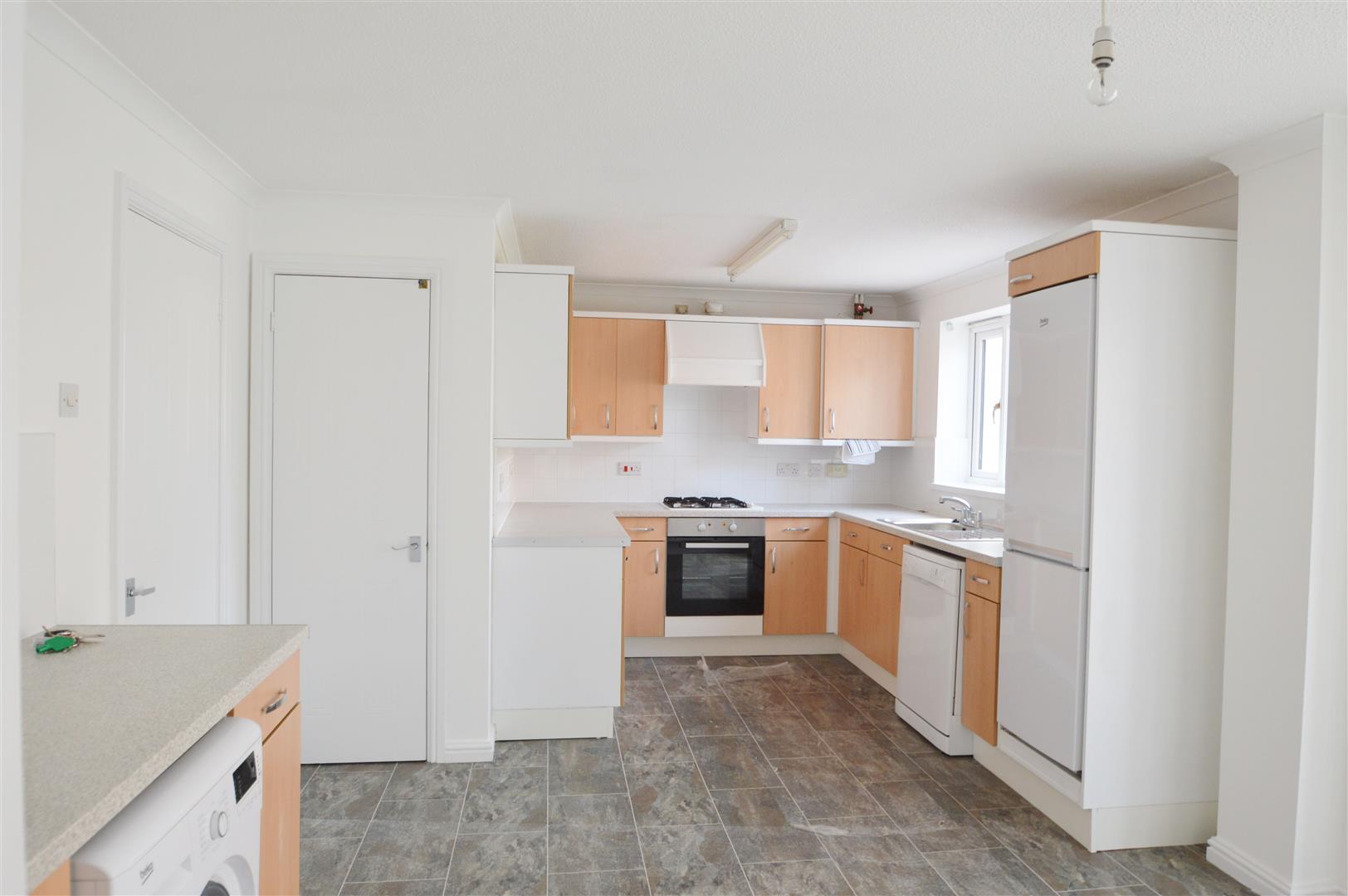 2 Maes Y Wennol, Miskin, RCT, CF72 8SB